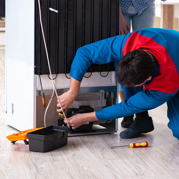 what are the signs that indicate my refrigerator needs repair in New London